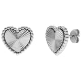 Entdecke unsere Love Ohrstecker in Silber, die wasserfest sind und nicht abfärben.